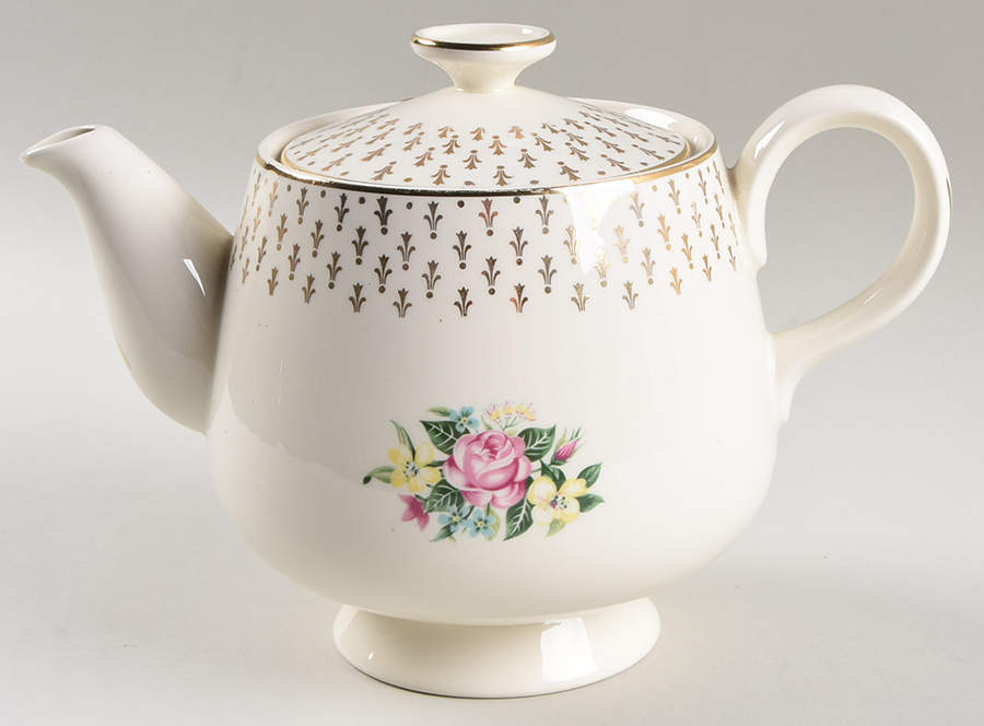 HLC3959 Teapot & Lid by Homer Laughlin -1