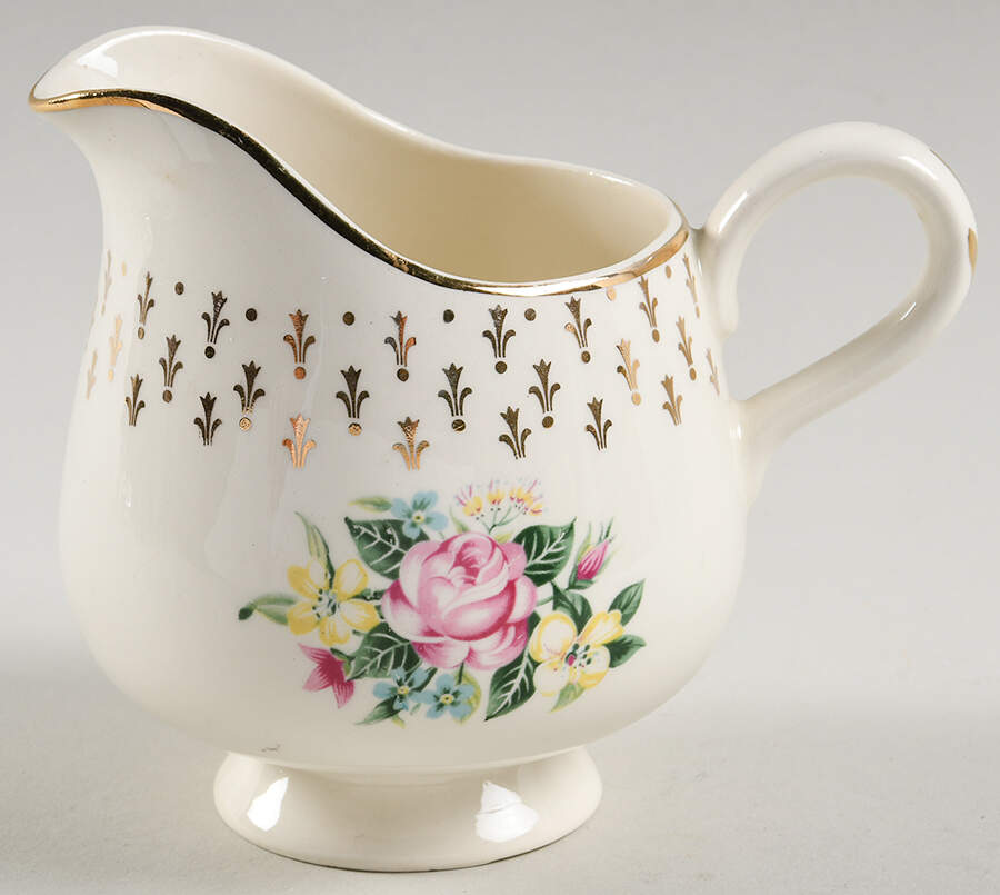 HLC3959 Creamer by Homer Laughlin -1