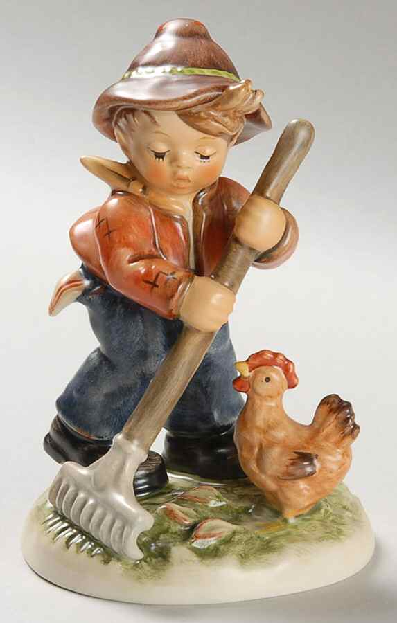 Little Farm Hand Tm8-Little Farm Hand - Boxed by M.I. Hummel-1