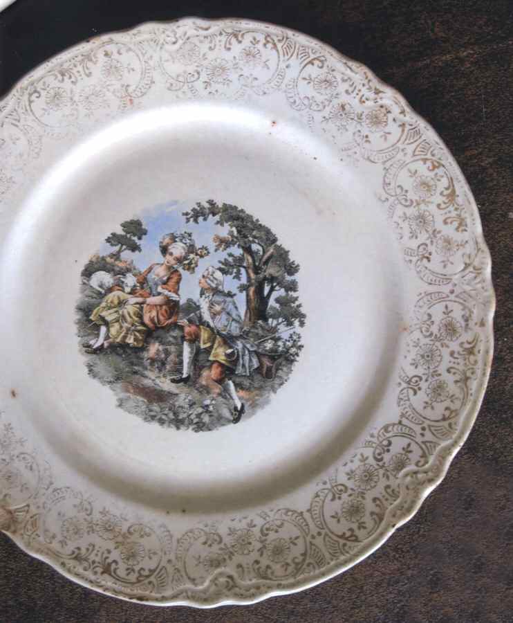 HK1 Dinner Plate by HK China-1