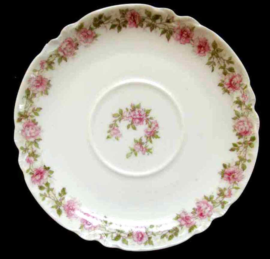 H4372 Saucer by Haviland-1