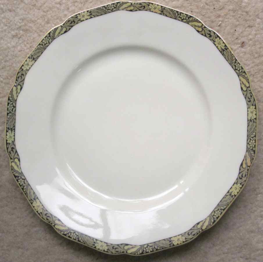 9144 Dinner Plate by Hutschenreuther-1