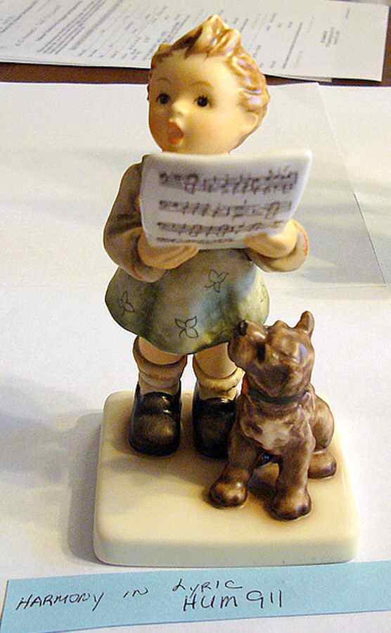 Harmony & Lyric Tmk8-Harmony & Lyric(Figurine) - Boxed by M.I. Hummel-1