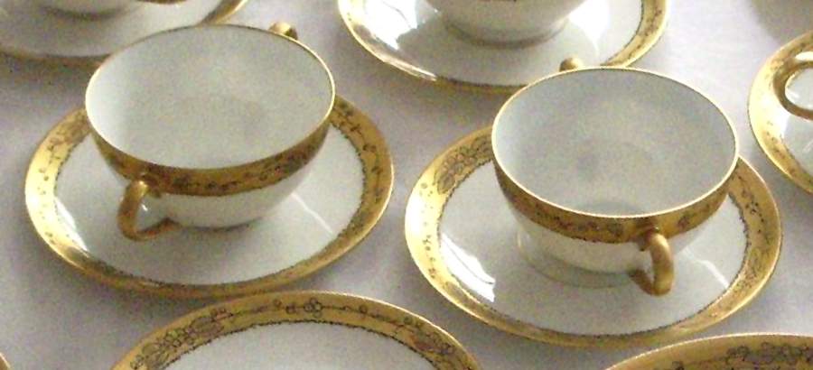 HUT2164 Flat Cream Soup Bowl & Saucer Set by Hutschenreuther-1