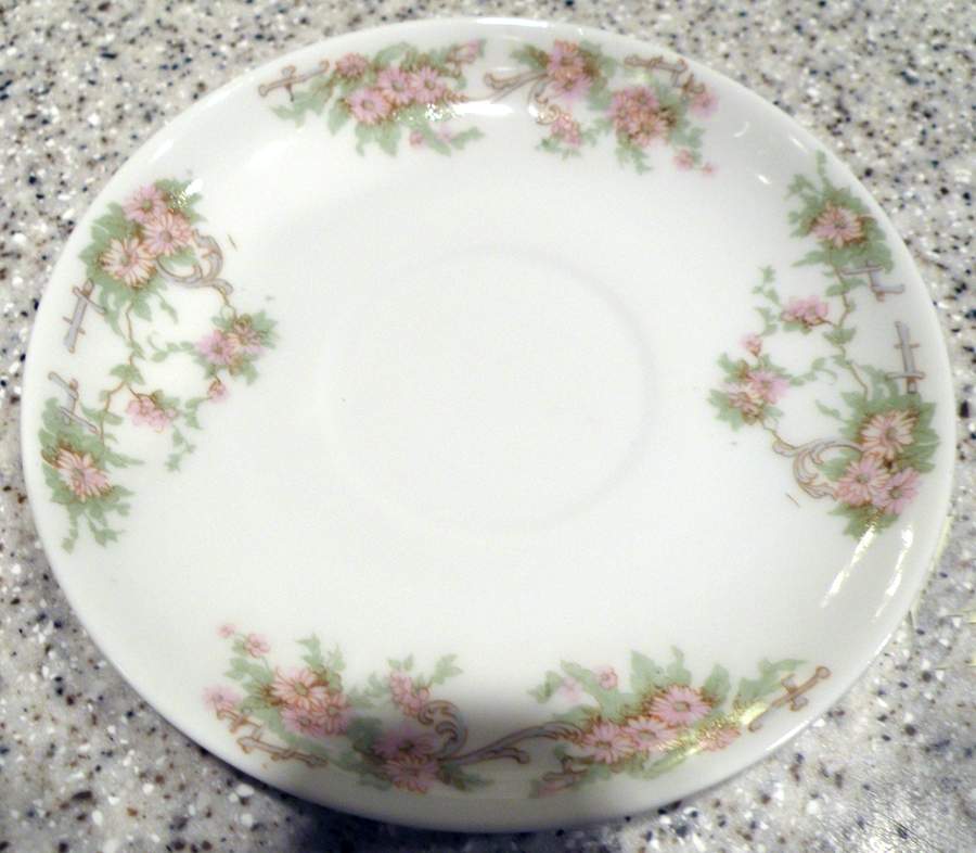 Schleiger 142-4 Saucer by Haviland-1