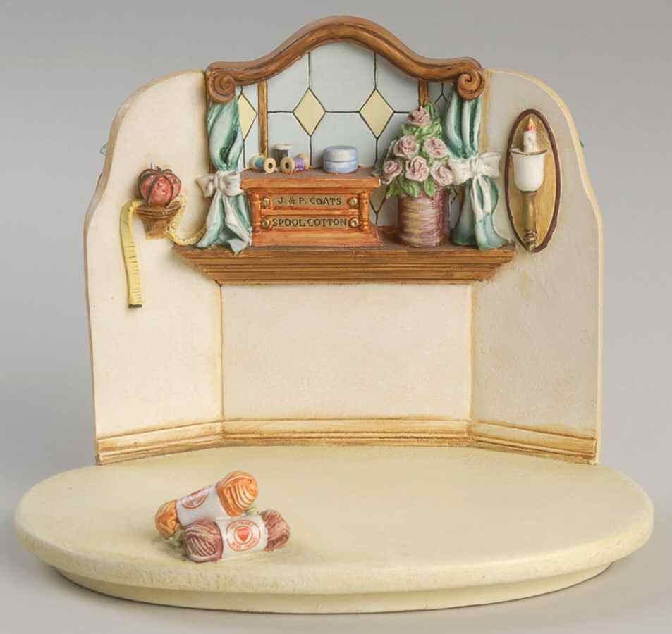 Little Knitter Hummelscape-Quilting Bee - Boxed by M.I. Hummel-1