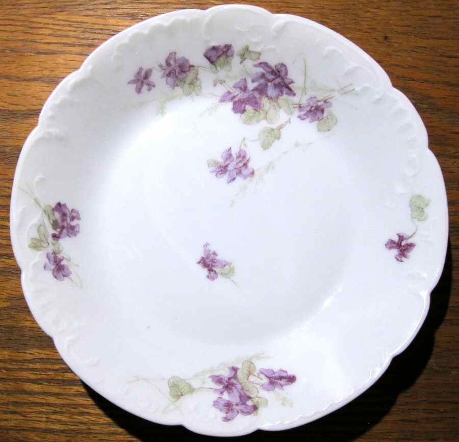 Schleiger 1159-4 Dinner Plate by Haviland-1