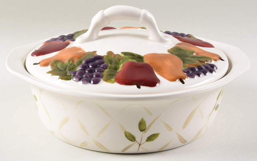 Sonoma Villa 1.5 Qt Round Covered Casserole by Home Interiors-1