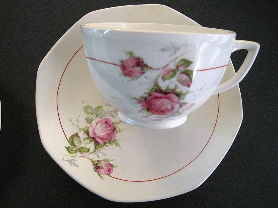 HLC3968 Footed Cup & Saucer Set by Homer Laughlin -1
