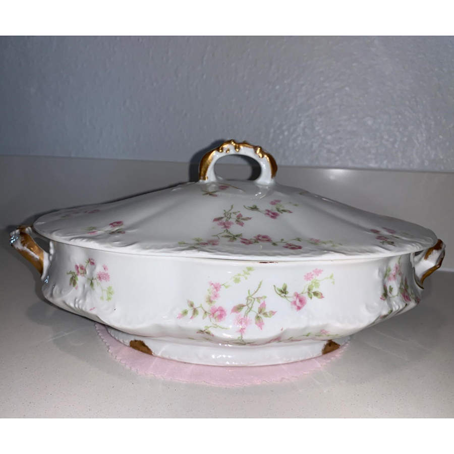 H4396 Oval Covered Vegetable by Haviland-1