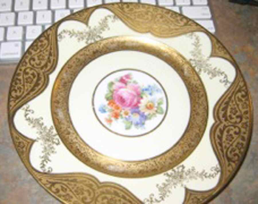 HUT2176 Dinner Plate by Hutschenreuther-1