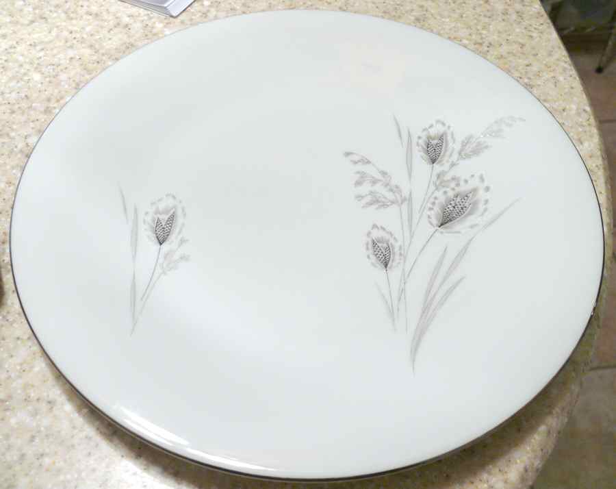 Symphony Dinner Plate by Hertel Jacob-1