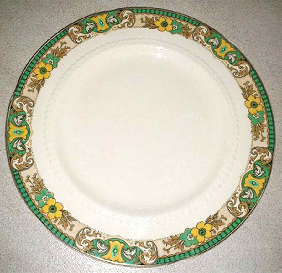 HKI10 Dinner Plate by Hollinshead & Kirkham-1