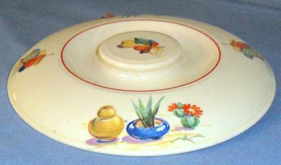 Conchita Lid for 1.5 Qt Round Casserole by Homer Laughlin -1