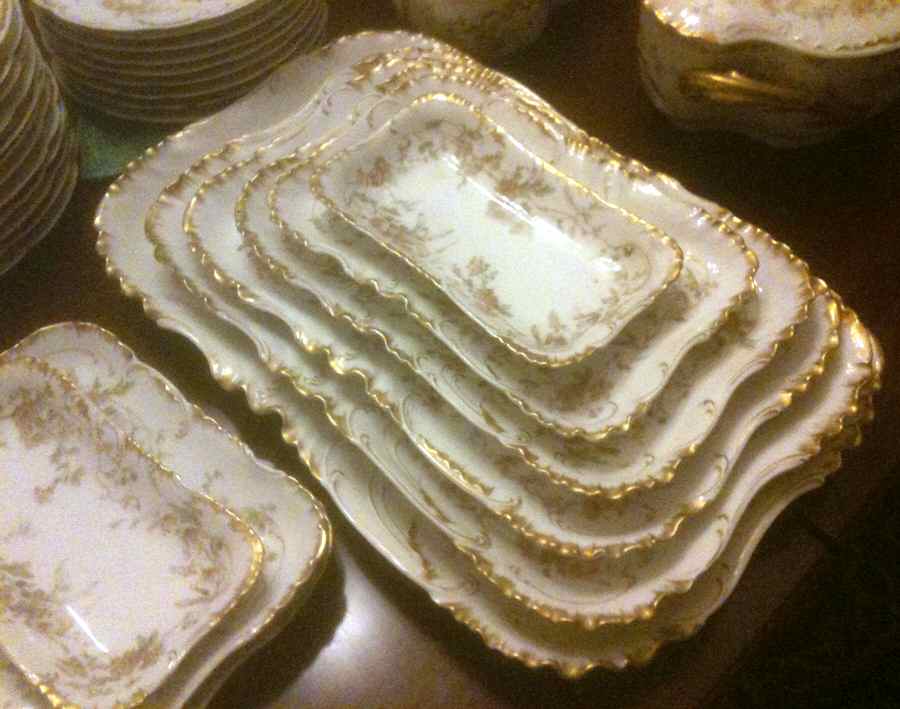 H4457 16" Rectangular Serving Platter by Haviland-1