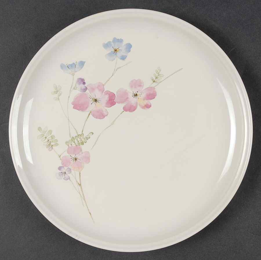 Tender Blooms Salad Plate by Home Beautiful-1