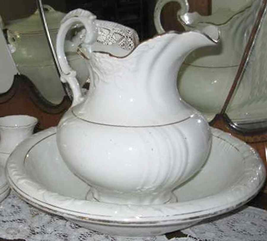 HAR188 Large Pitcher & Bowl Set by Harker-1