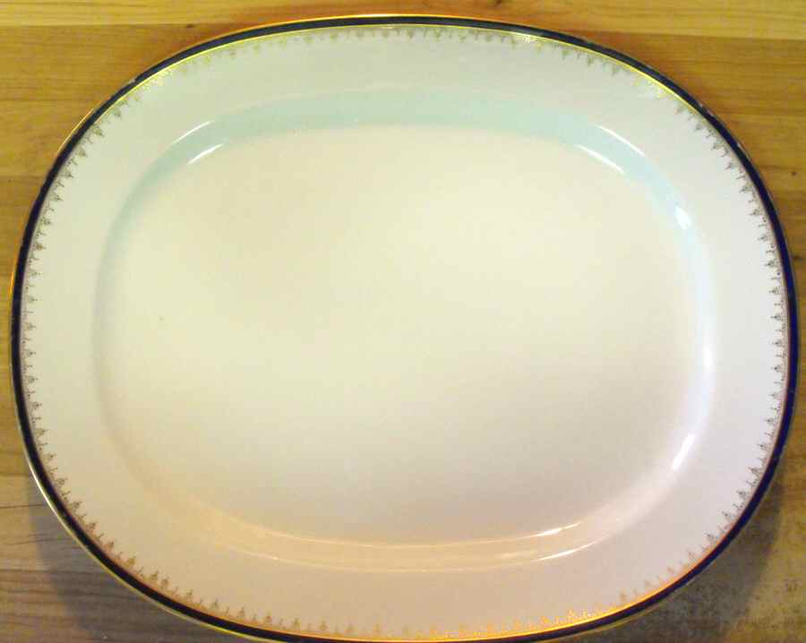 261606 18" Oval Serving Platter by Hutschenreuther-1
