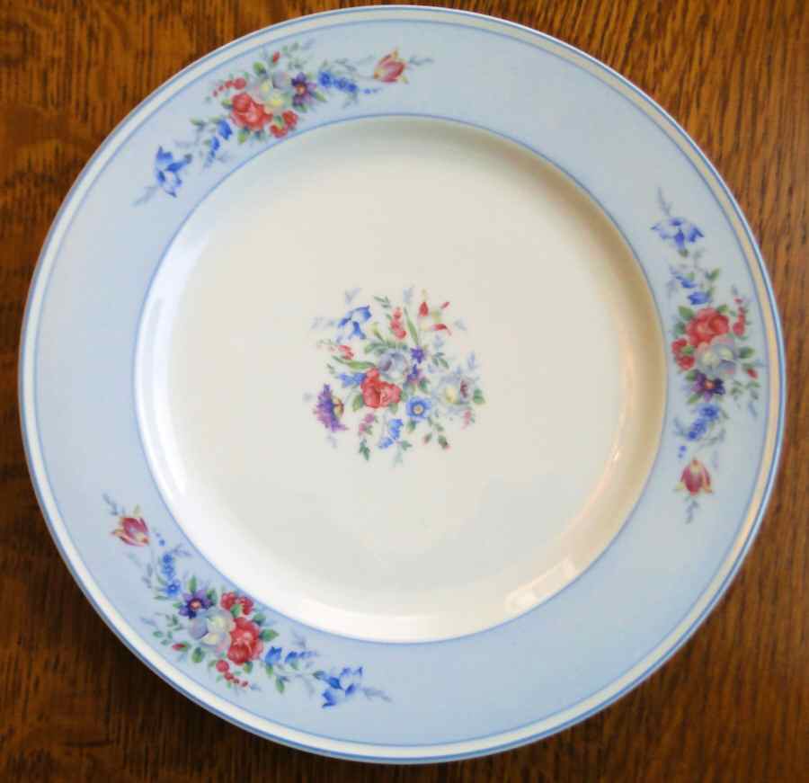 HUT2184 Luncheon Plate by Hutschenreuther-1