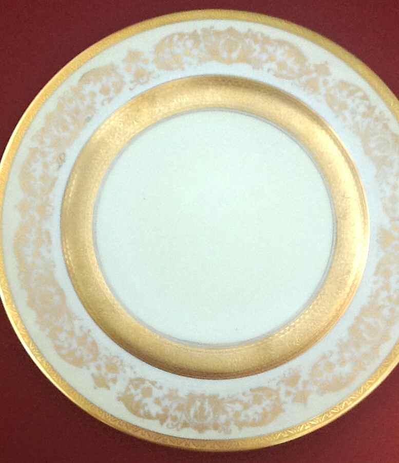 HWU4 Dinner Plate by H W (USA)-1