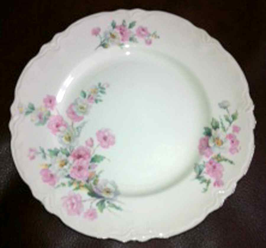 HLC2681 Luncheon Plate by Homer Laughlin -1