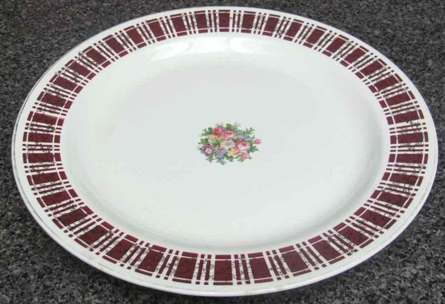 HLC3991 Dinner Plate by Homer Laughlin -1