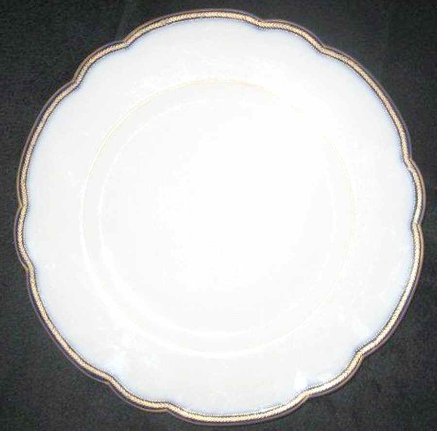 H4498 Dinner Plate by Haviland-1