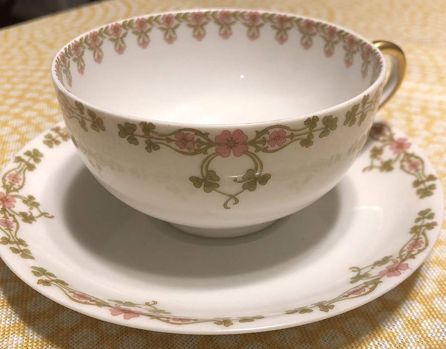 Schleiger 771-3 Footed Cup & Saucer Set by Haviland-1