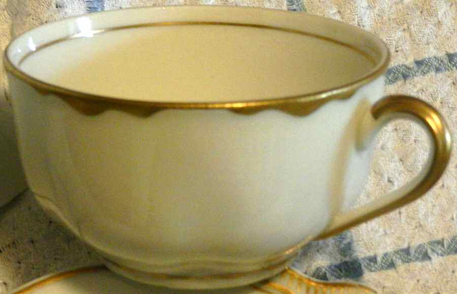 HC1307 Flat Cup by Heinrich - H&C-1