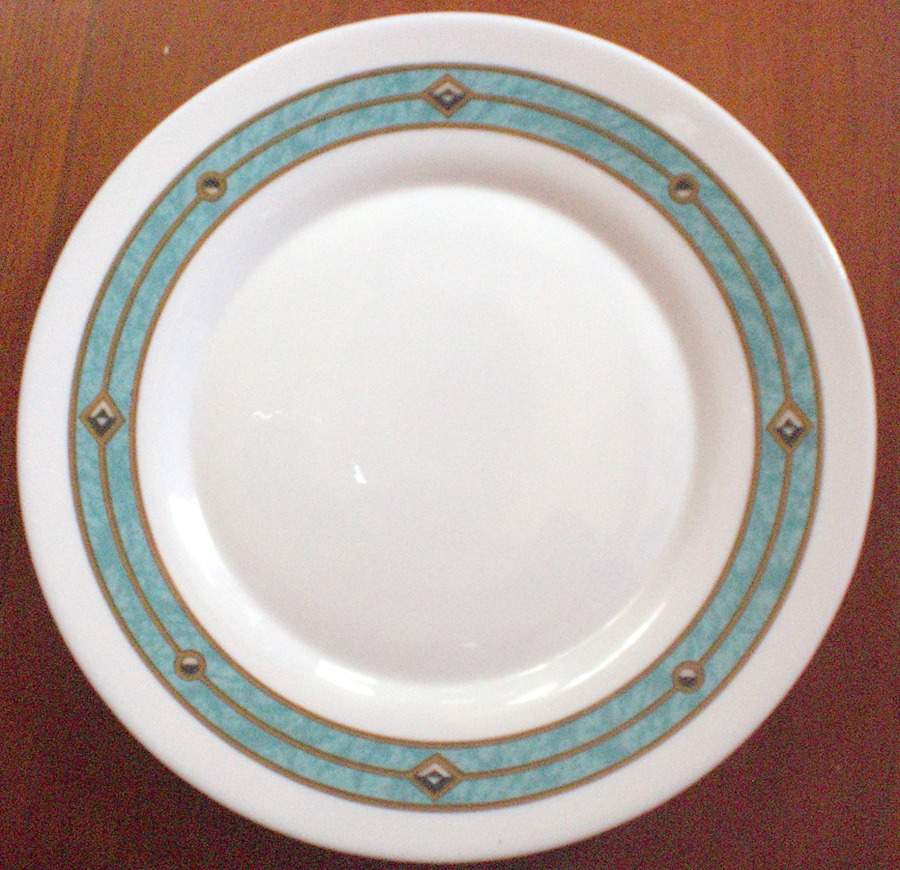 HAI4 Dinner Plate by Harmonia-1