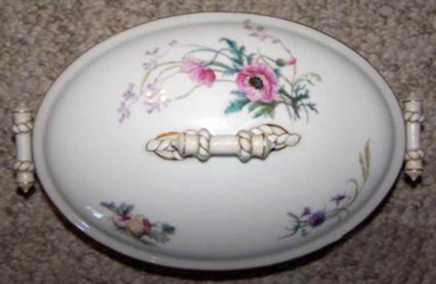 H4290 Oval Covered Vegetable by Haviland-1