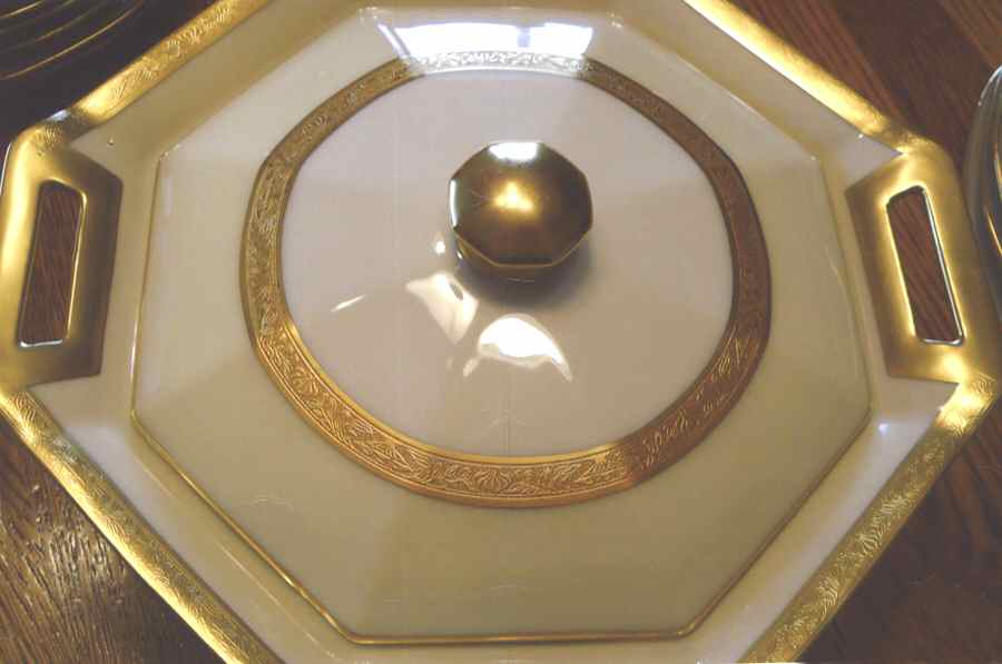 H4293 Round Covered Vegetable by Haviland-1