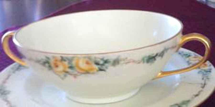 HUT2289 Flat Cream Soup Bowl by Hutschenreuther-1