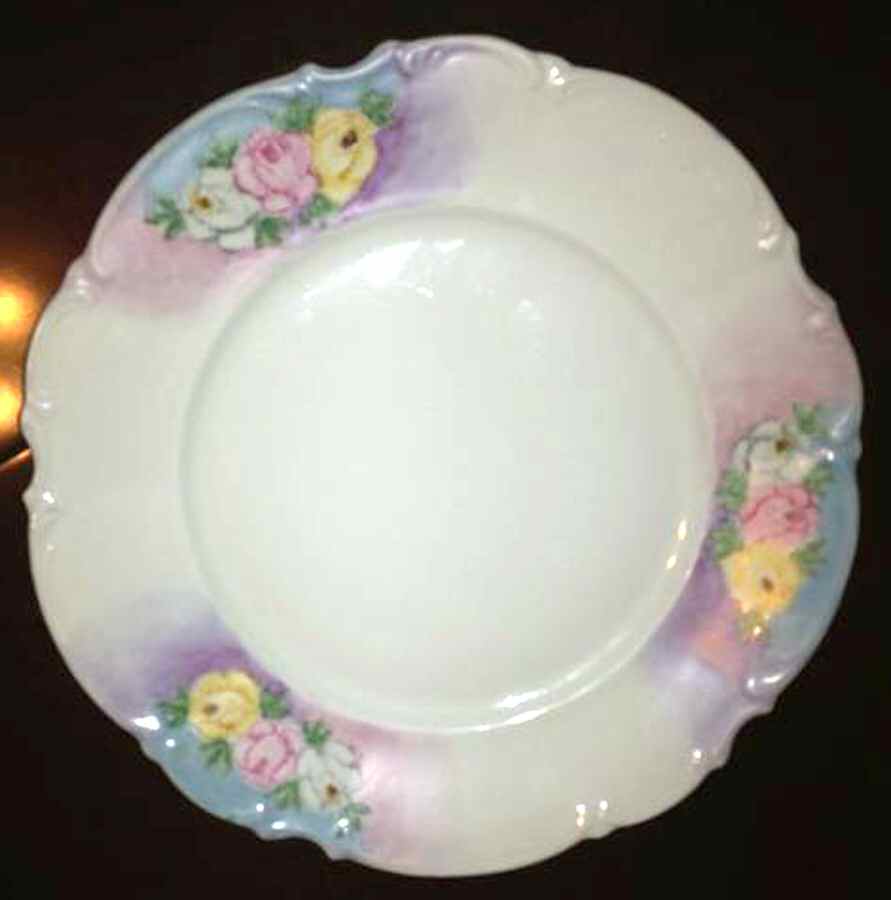 HUT2291 Dinner Plate by Hutschenreuther-1