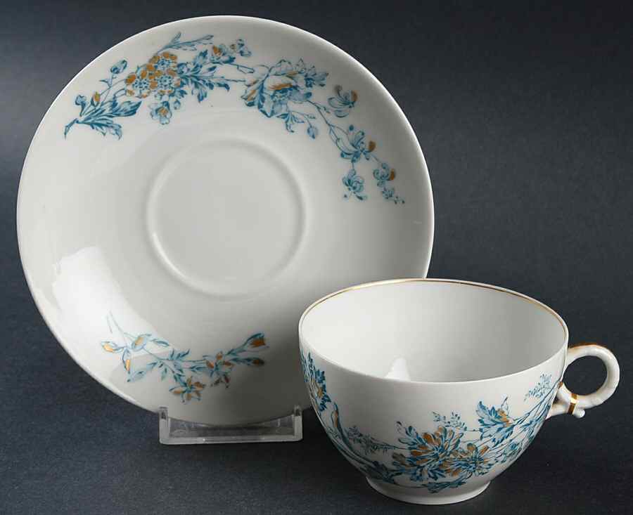 Schleiger 77-21 Flat Cup & Saucer Set by Haviland-1