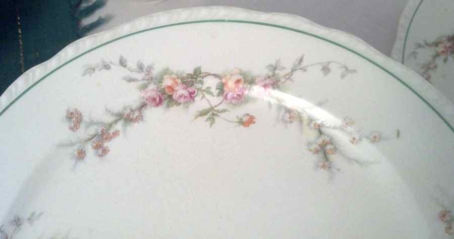 HAR189 Dinner Plate by Harker-1