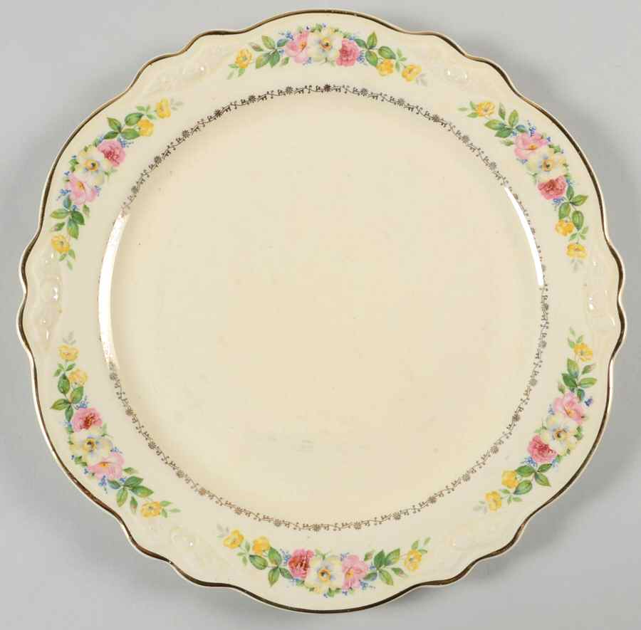 VR204 Dinner Plate by Homer Laughlin -1