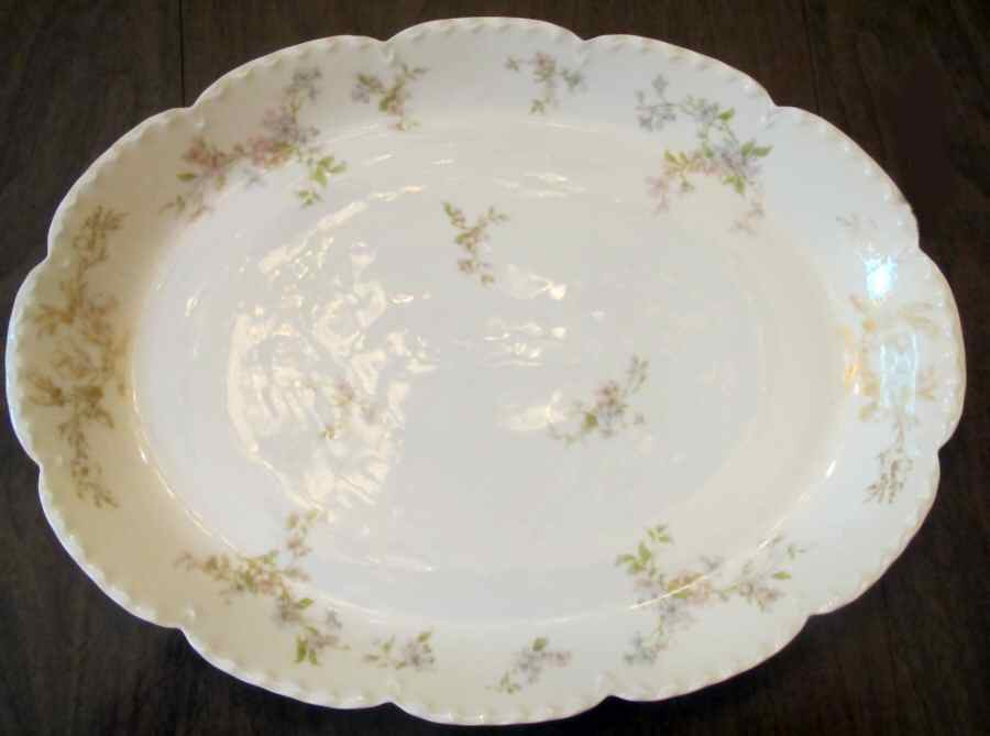 H4536 13" Oval Serving Platter by Haviland-1