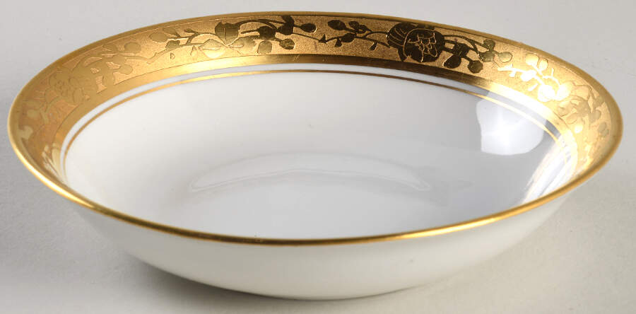HUT2315 Fruit/Dessert (Sauce) Bowl by Hutschenreuther-1