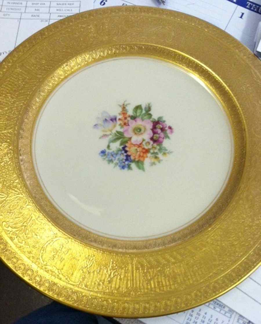 H5M1 Dinner Plate by H M Co-1