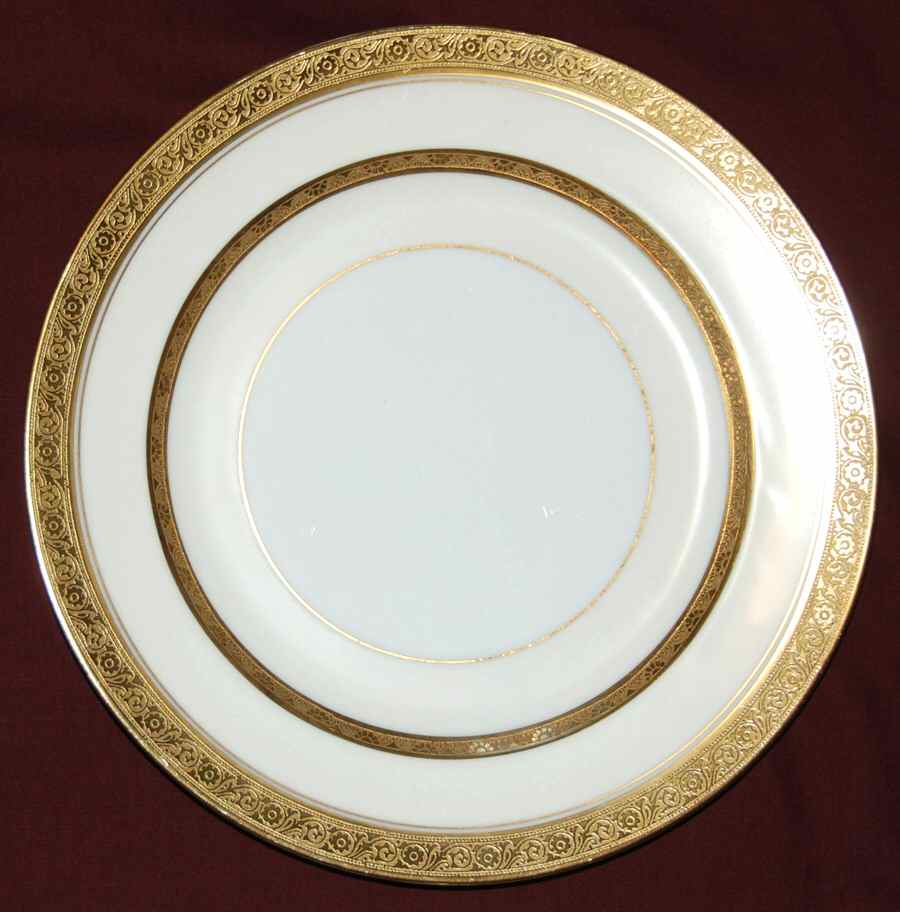 HUT2316 Dinner Plate by Hutschenreuther-1