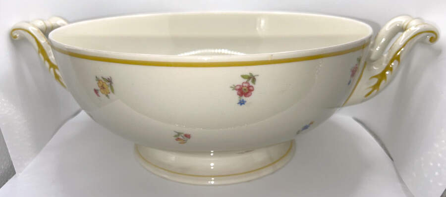 HUT2318 Round Vegetable No Lid by Hutschenreuther-1