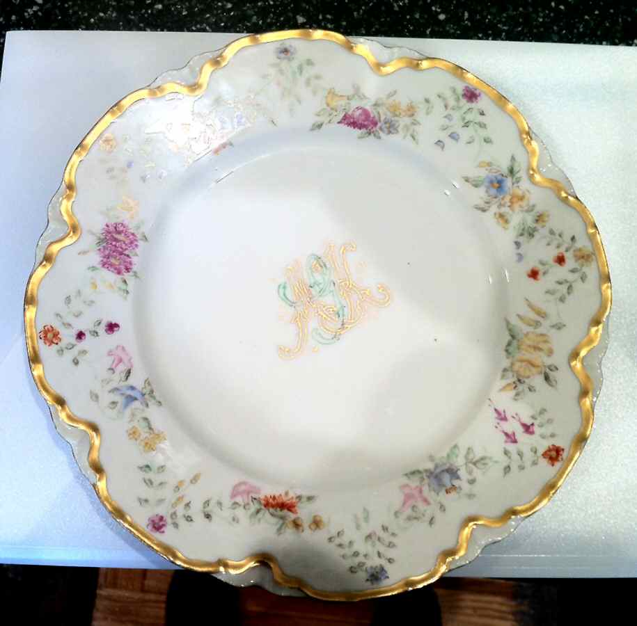 H4557 Dinner Plate by Haviland-1