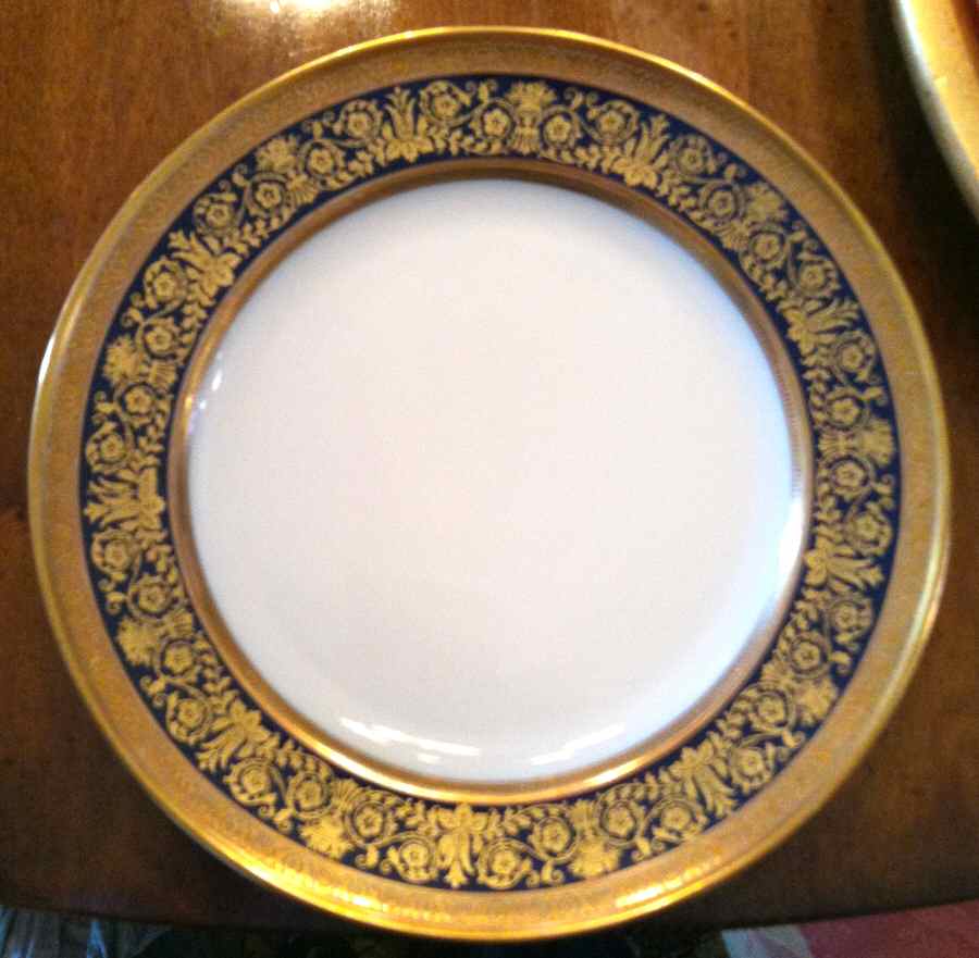 HUT2323 Dinner Plate by Hutschenreuther-1