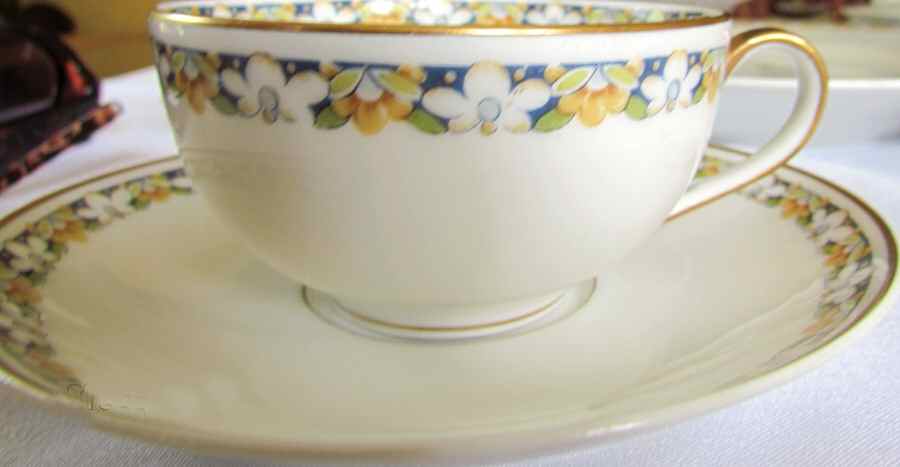 H4558 Flat Cup & Saucer Set by Haviland-1