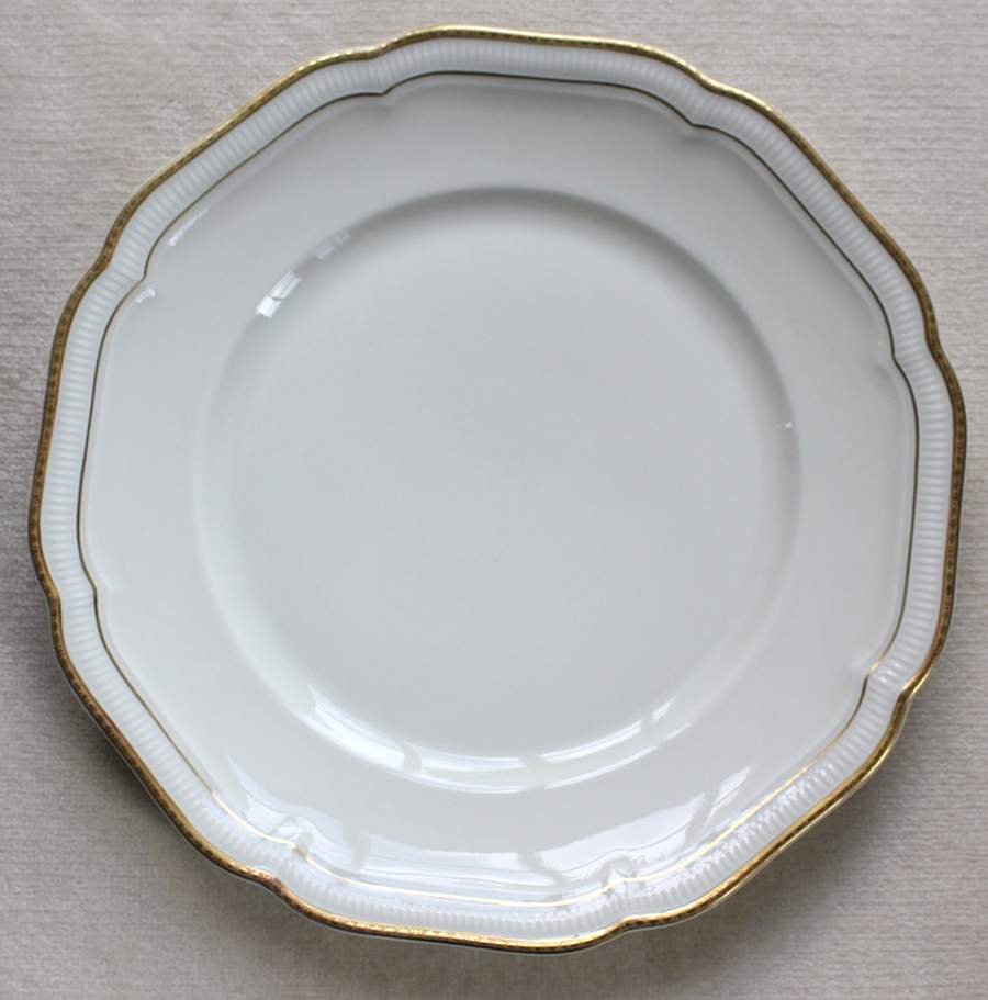 7504 Dinner Plate by Hutschenreuther-1