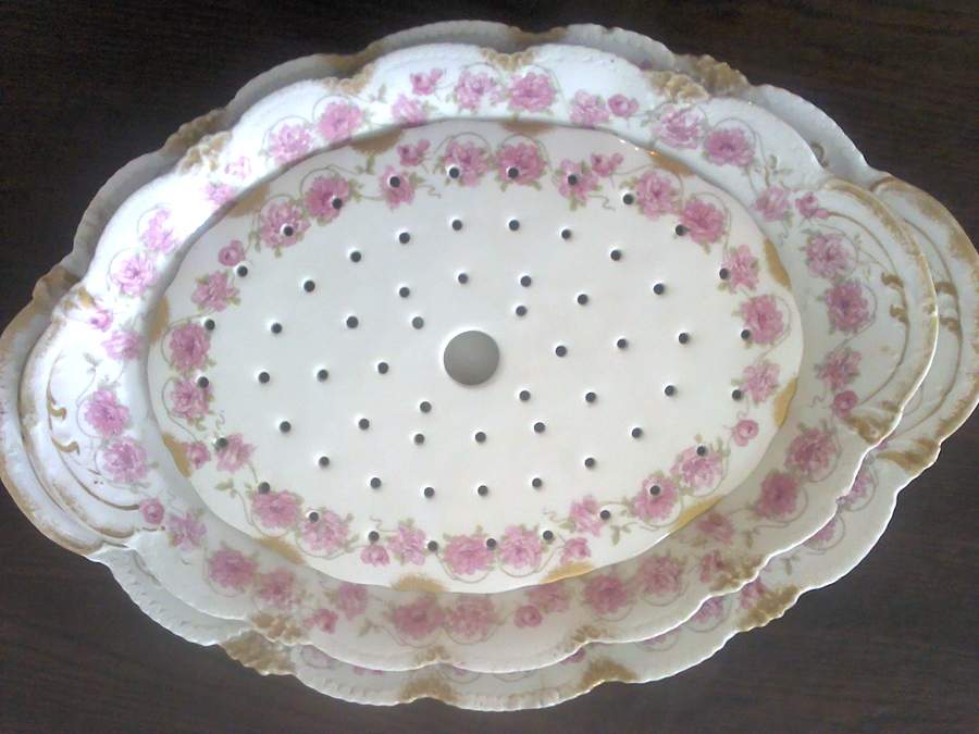 Schleiger 847-2 Oval Serving Platter w/Strainer by Haviland-1