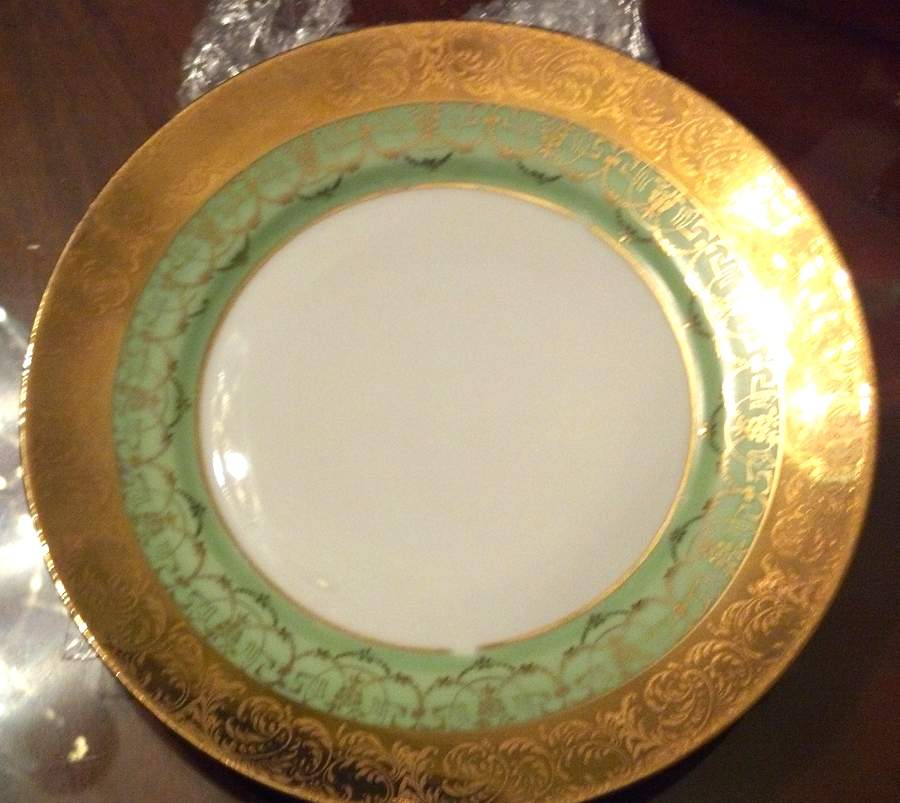 HUT2326 Dinner Plate by Hutschenreuther-1