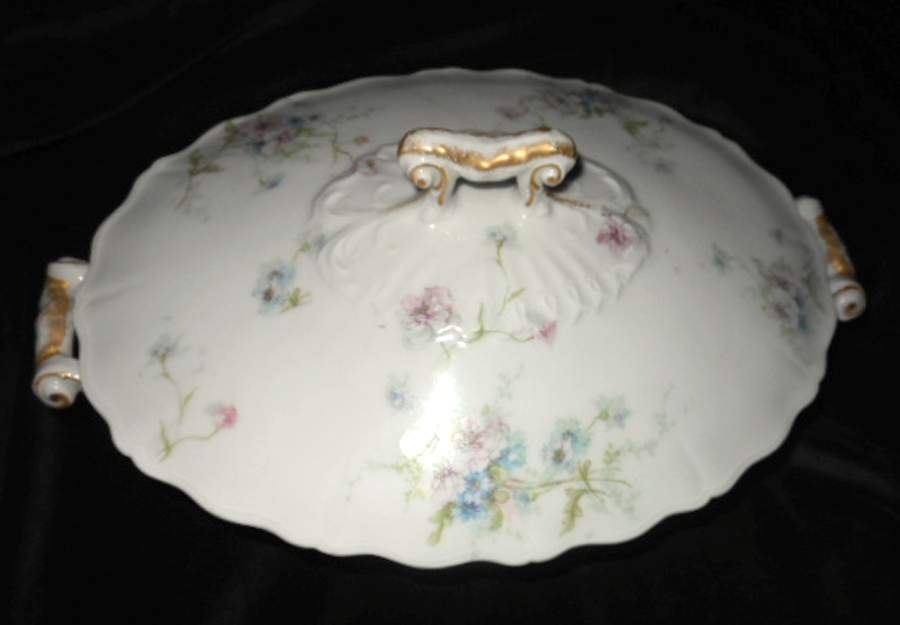 Schleiger 156-13 Oval Covered Vegetable by Haviland-1