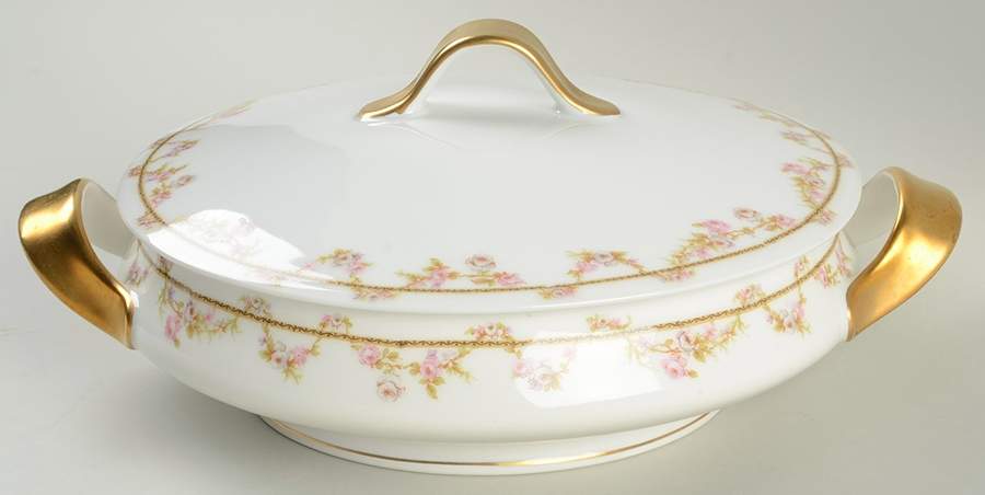 H4578 Round Covered Vegetable by Haviland-1